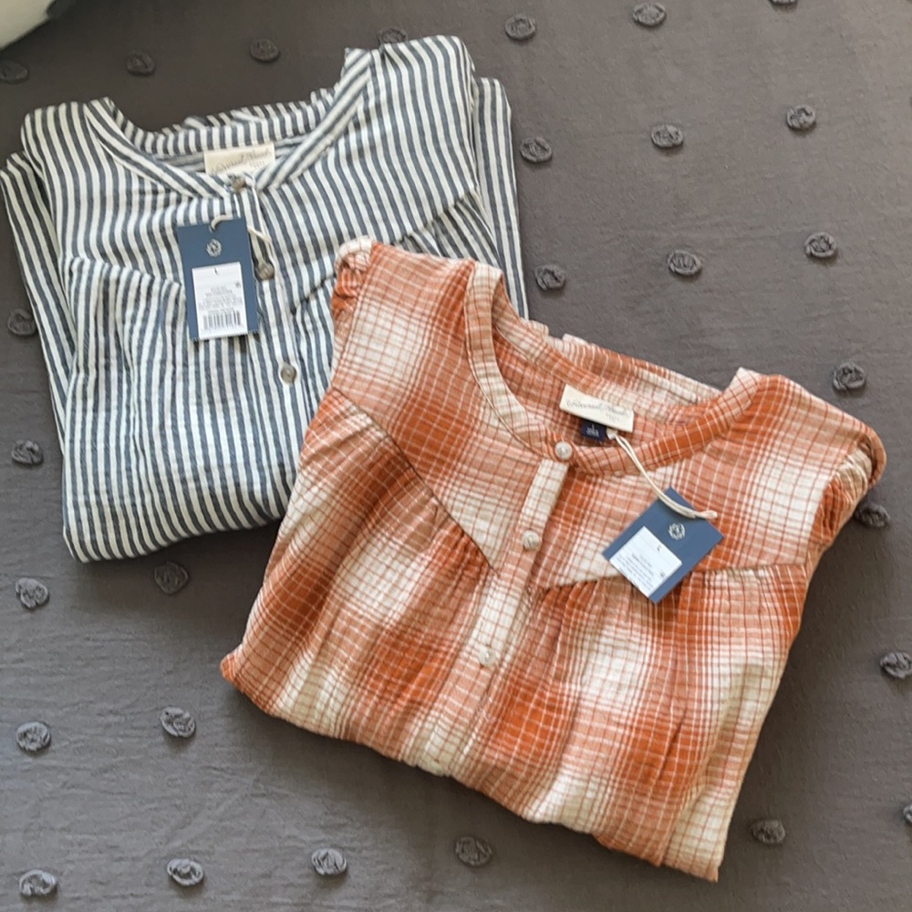 Universal Thread long sleeve